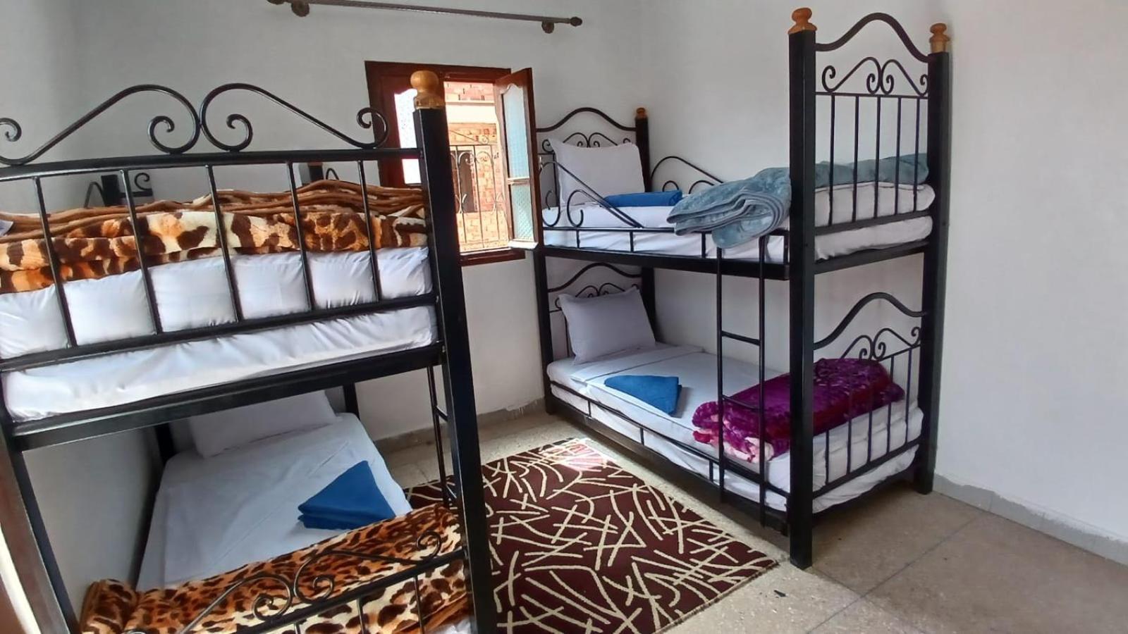 Warzazat Hostel Екстериор снимка