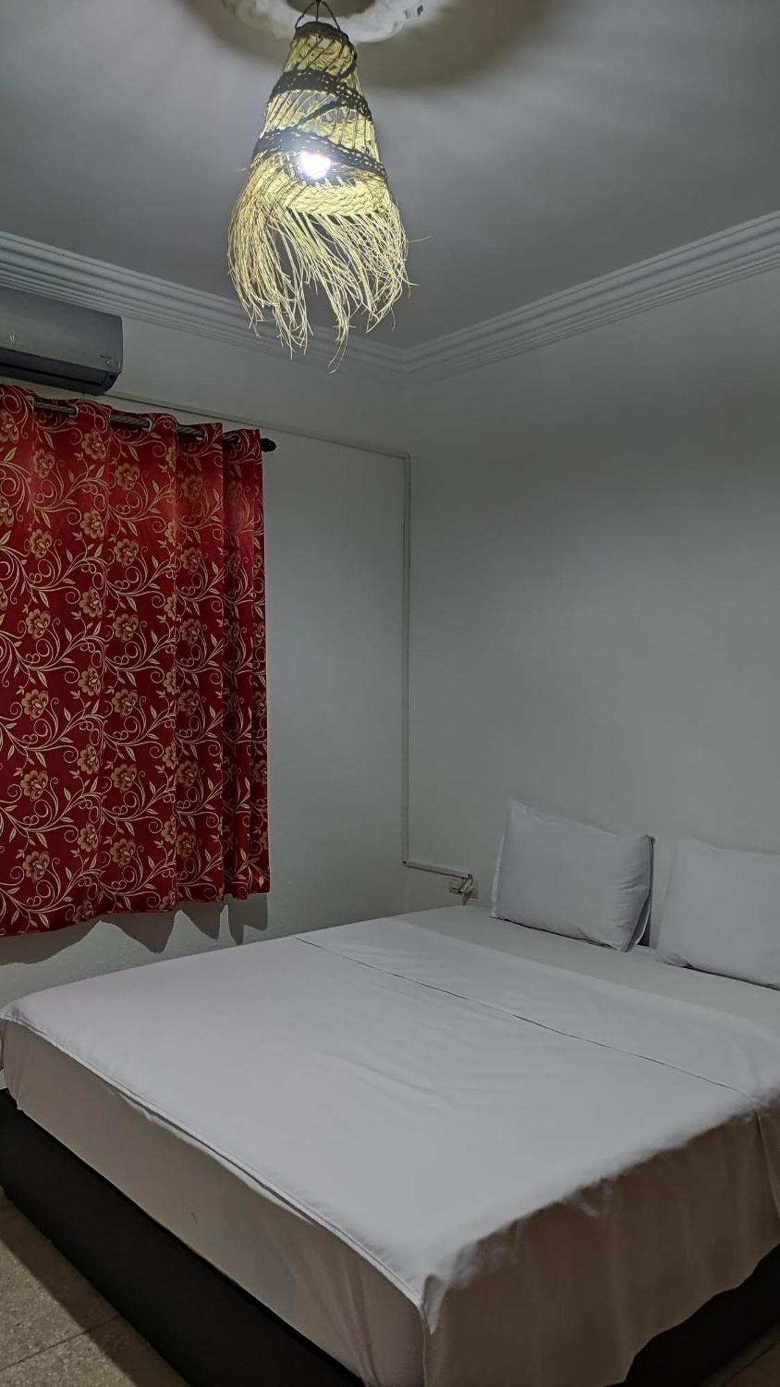 Warzazat Hostel Екстериор снимка