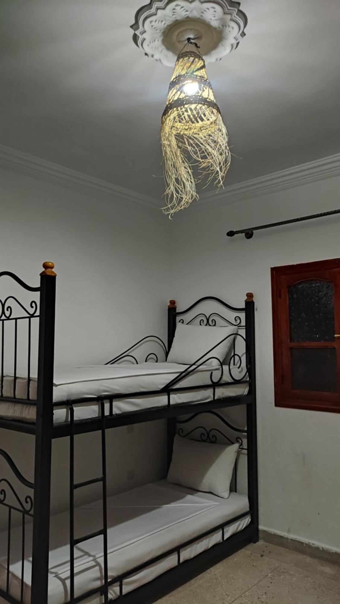Warzazat Hostel Екстериор снимка