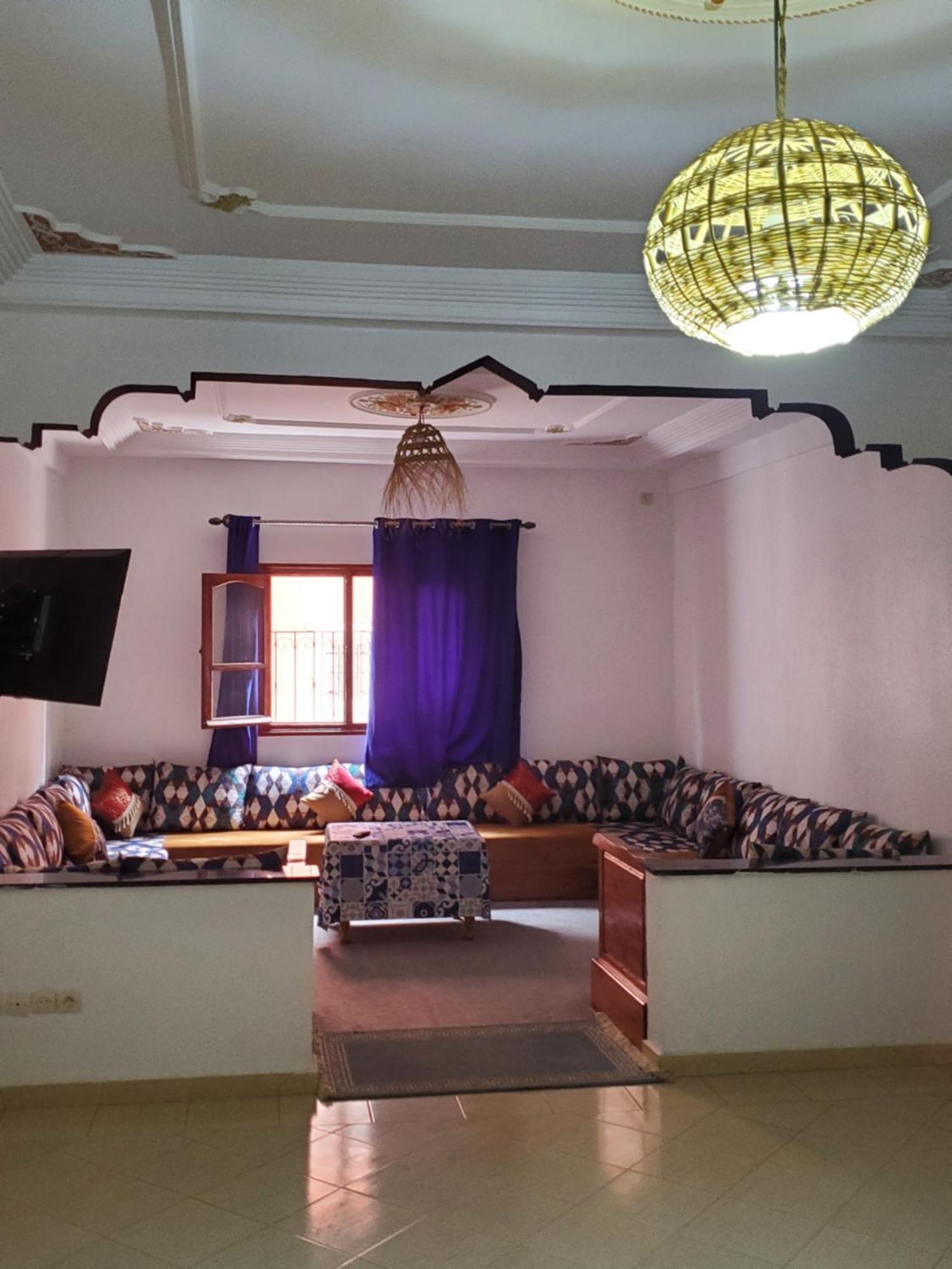 Warzazat Hostel Екстериор снимка