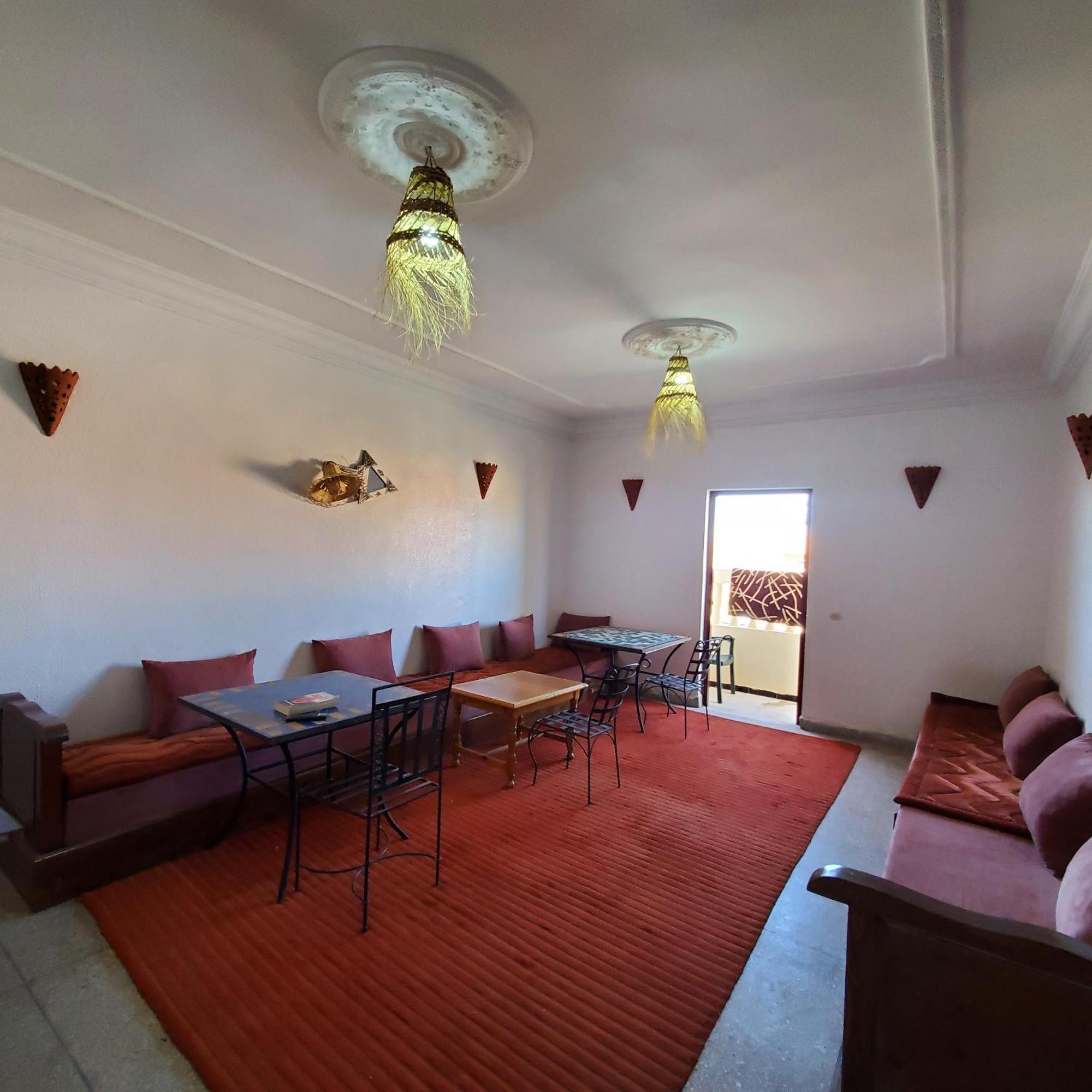Warzazat Hostel Стая снимка