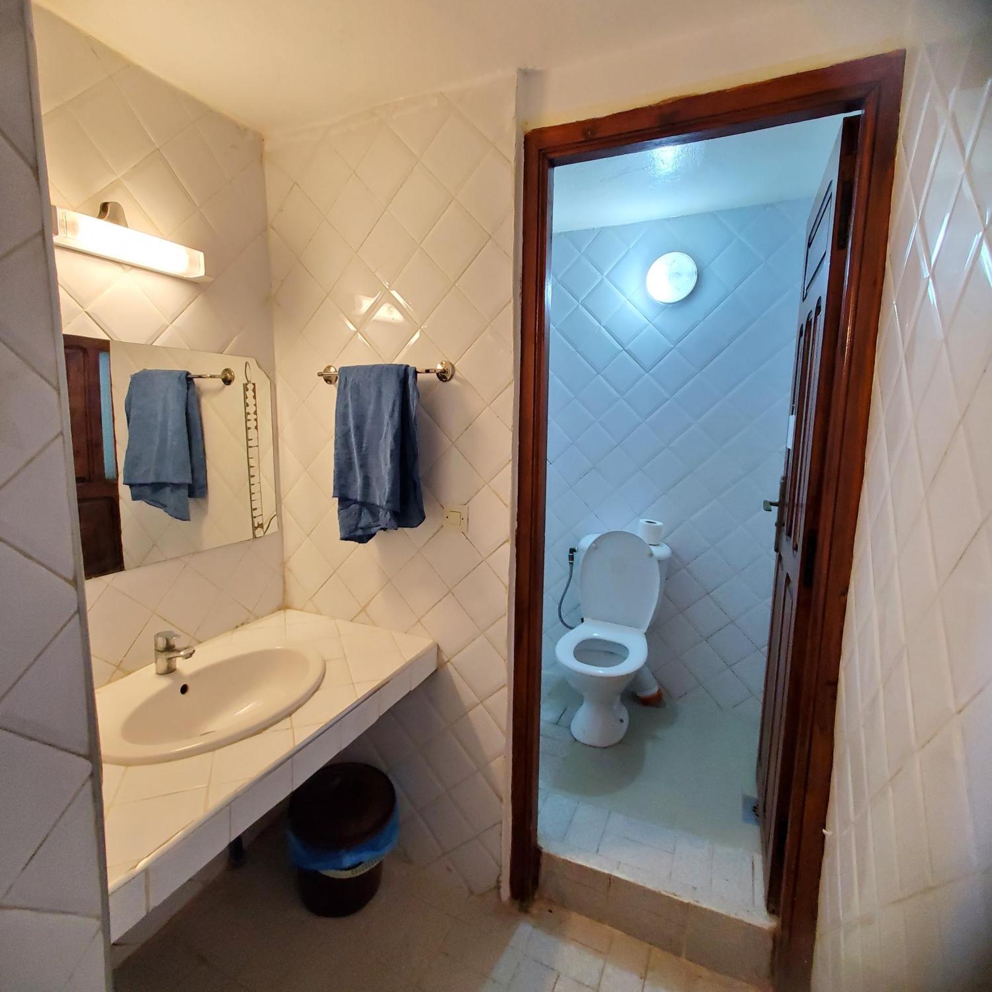 Warzazat Hostel Екстериор снимка