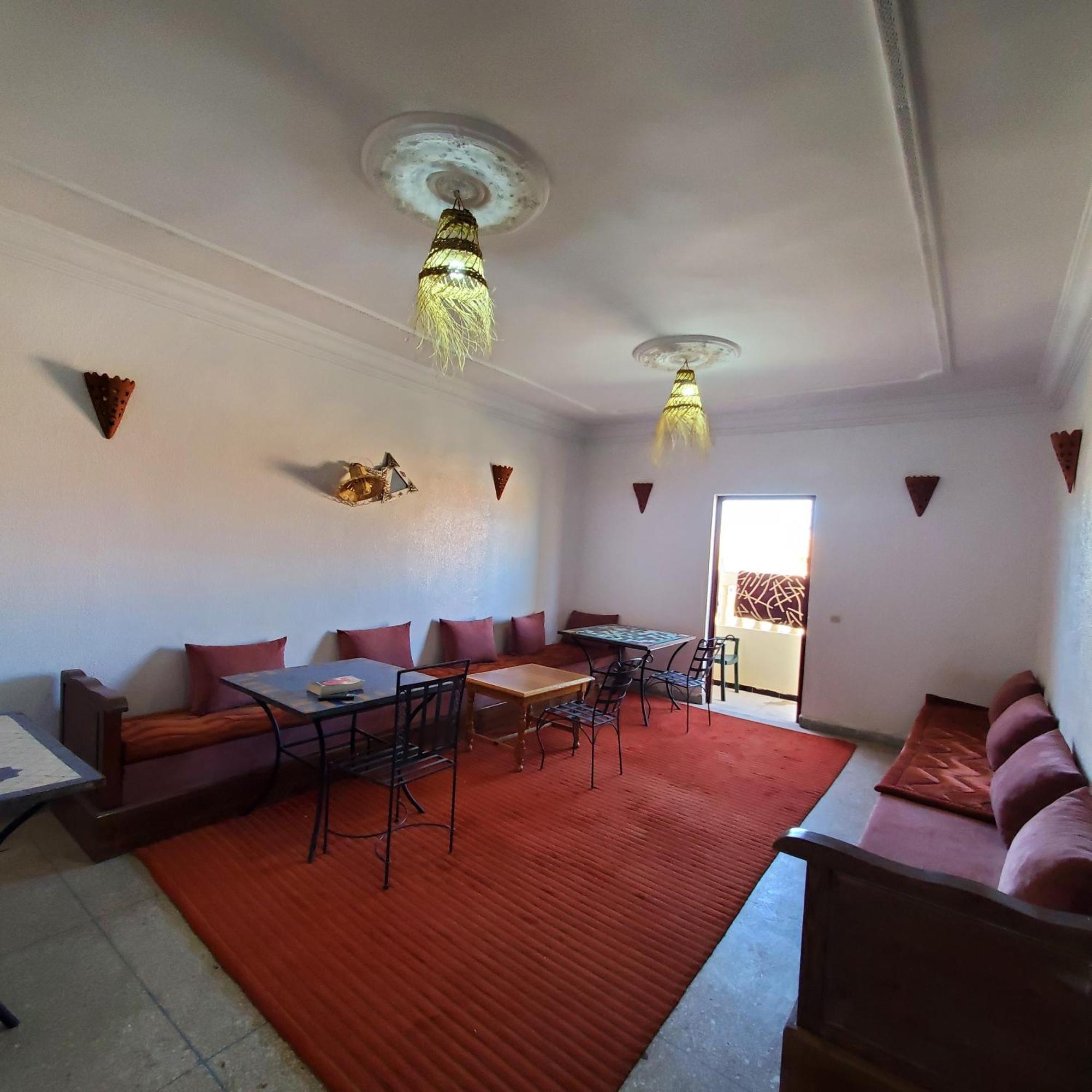 Warzazat Hostel Стая снимка